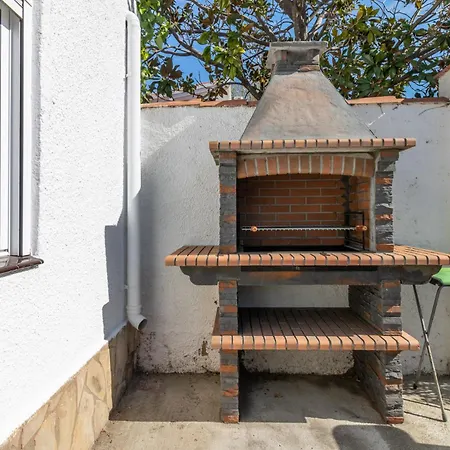 Goldhome - Montgri - Piscina Climatizada Villa Empuriabrava