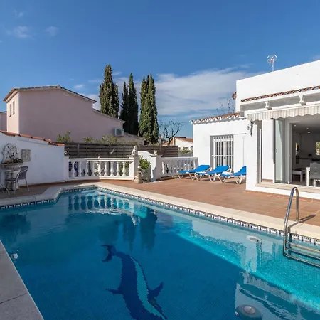Goldhome - Montgri - Piscina Climatizada Villa Empuriabrava