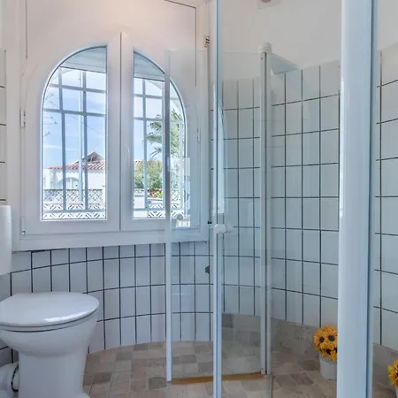 Goldhome - Montgri - Piscina Climatizada Villa *