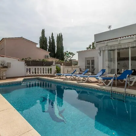 Goldhome - Montgri - Piscina Climatizada Villa *