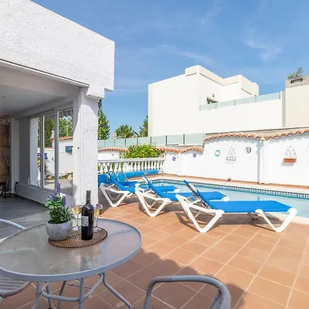 Goldhome - Montgri - Piscina Climatizada * Empuriabrava