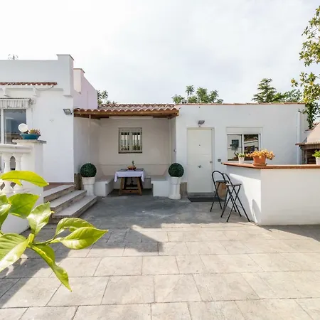 Goldhome - Montgri - Piscina Climatizada *